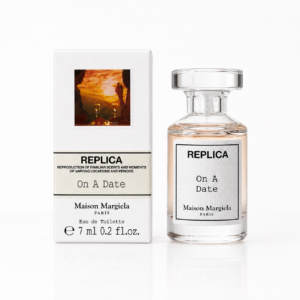 MAISON MARGIELA, REPLICA ON A DATE.